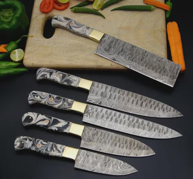 Handmade Damascus Steel Chef Knife Set: Resin Handle, Leather Kit - Image 2