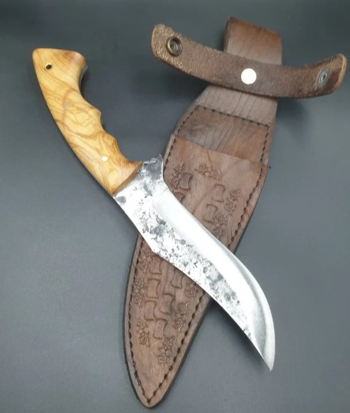 Forged Steel Bowie Knife: Tactical Hunting Knife with Olive Wood Grip