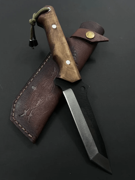 Handmade Full Tang Gut Hook Knife: Custom Engraved Hunting Knife