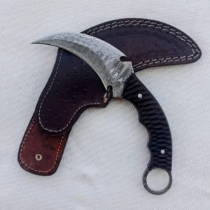 Handmade Damascus Karambit Knife: Full Tang Claw Blade, Leather Sheath