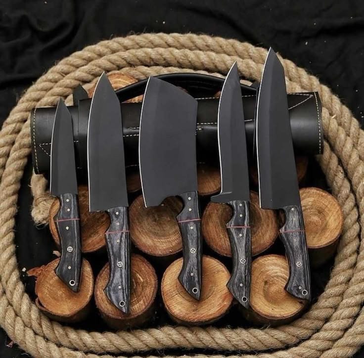 Christmas Present Handcrafted Vintage 5 knives Chef Knife Set With Leather Bag - Image 3